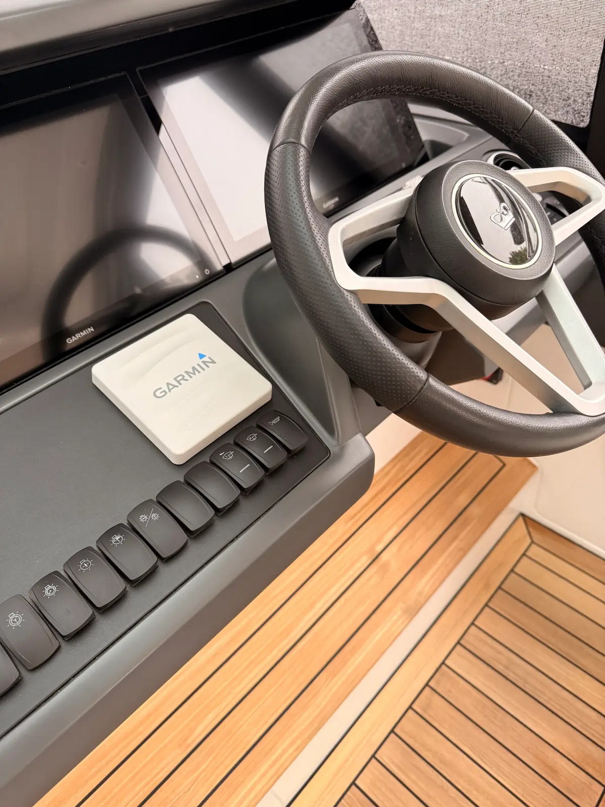 Red-Flags-When-Hiring-Yacht-Care-in-Mallorca